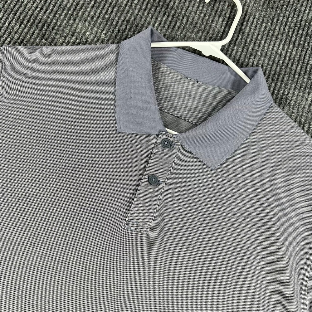 Lululemon Polo Shirt Mens Medium Light Blue Gray Short Sleeve Casual Outdoor